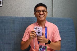 Image default